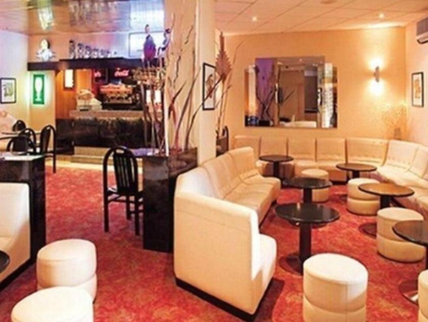 Hotel De Lisieux Lourdes Eksteriør billede